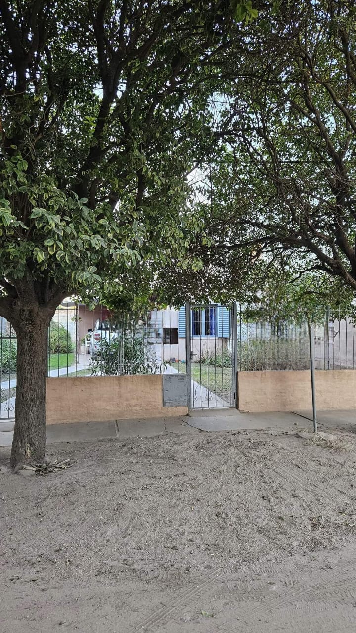CASA 2 DORMITORIOS – Banda Norte